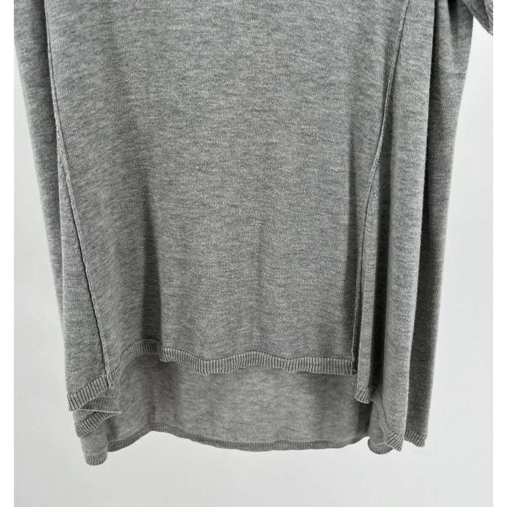 ANTHROPOLOGIE Knit Top W/Beaded Neckline Light Gray Short Sleeve Size M - Picture 7 of 12